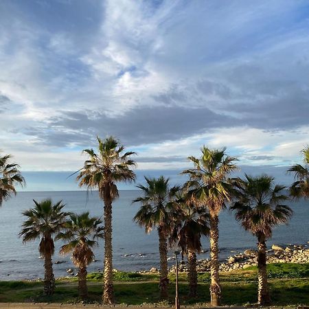 Eftihia Apartments By The Sea Rethymno Exteriör bild