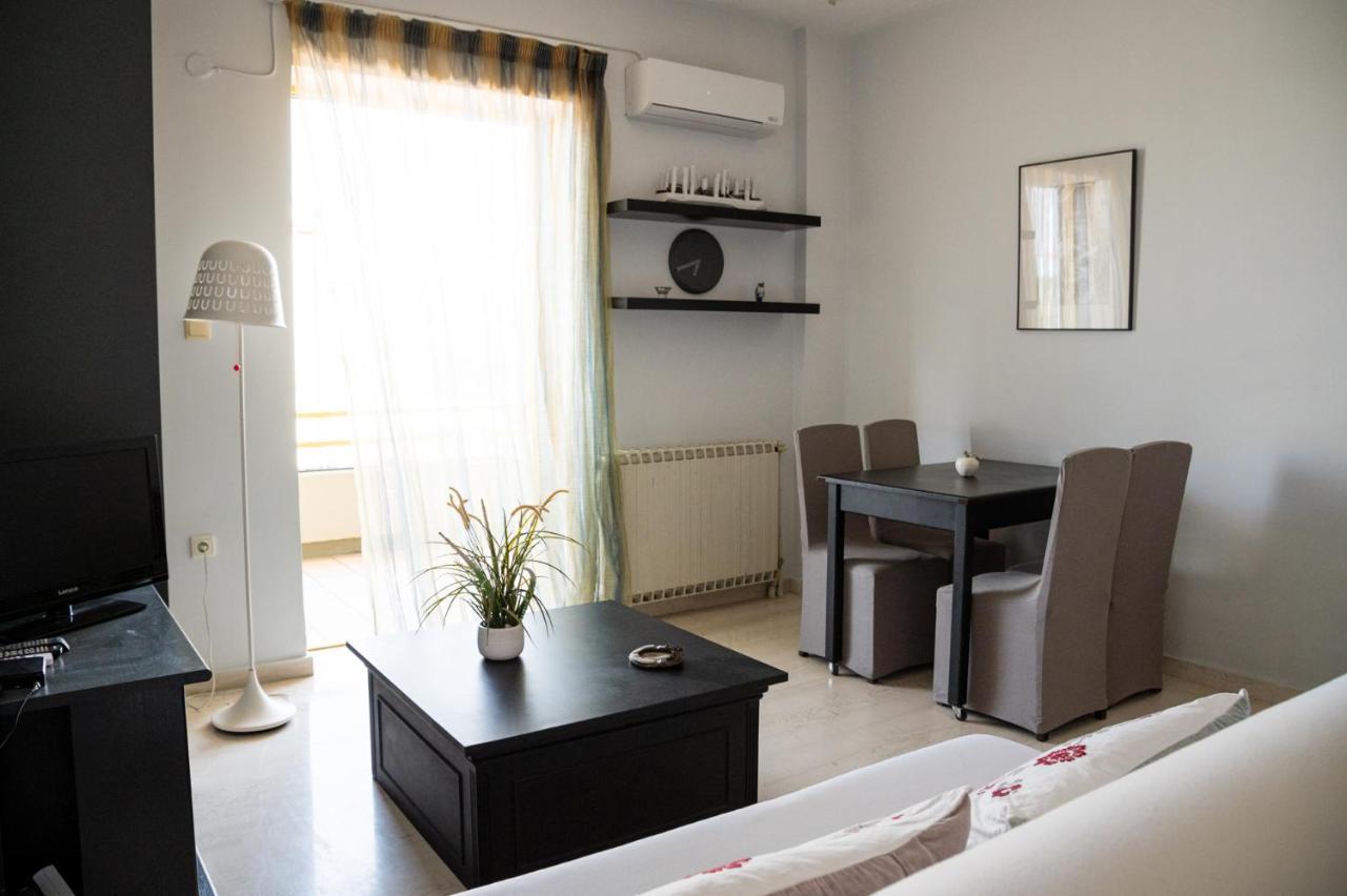 Eftihia Apartments By The Sea Rethymno Exteriör bild
